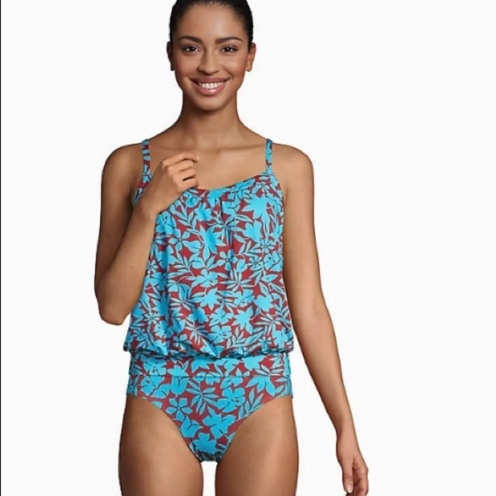 Lands End /Woman’s/ 10/ NWOT/ Blouson Tummy Hiding Tankini Top/ Adjustable Strap